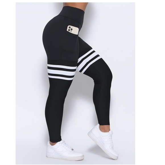 BOMBSHELL Black White Stripe Thigh High Leggings Size Medium - Picture 4 of 15
